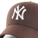 detail loga na kšiltovce NY YANKEES ´47 BRAND MVP BW